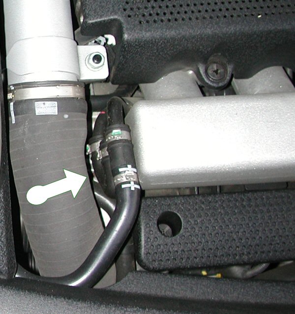 servo_hose_loc.jpg