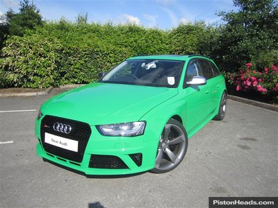 audi-rs4-S1239538-1.jpg