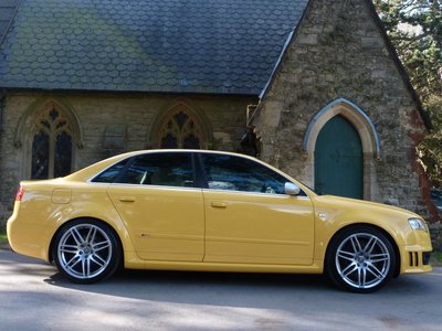 zoom_AUDI_RS4_4.2_V8_SALOON_4DR_EXCLUSIVE_IMOLA_10.jpg