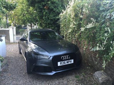 RS on drive.JPG