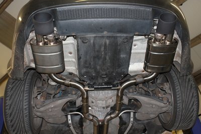 Audi B7 RS4 Exhaust 2 (Large).JPG