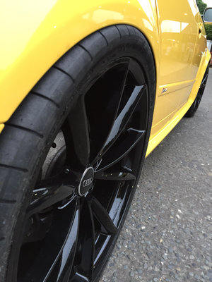 RS4-B7-Alloy-Wheel-Refurbish_02.jpg