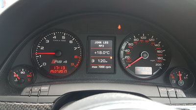 Interior.jpg