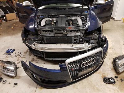 audi headlight.jpg