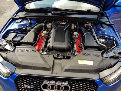 Engine Bay.jpg