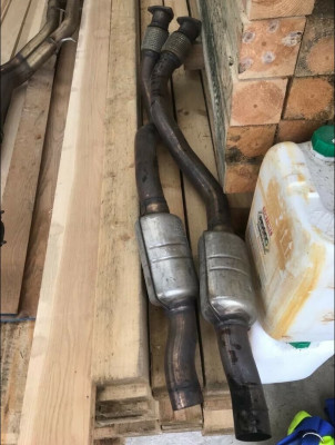 Exhaust 2.jpg