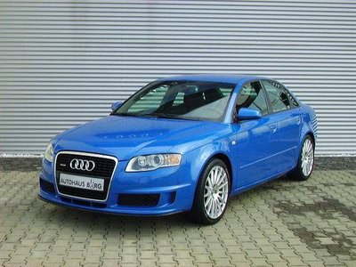 Audi_A4_DTM_Edition_front.jpg