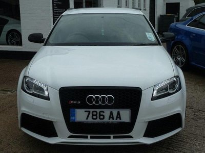 audi-rs3-hatchback-2-5t-fsi-rs3-quattro-5dr-s-tronic-2075430830-640x480.jpg