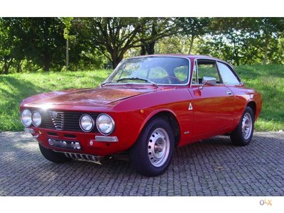 Alfa-Romeo-2000-GTV-Bertone-Carros_433269129_3.jpg