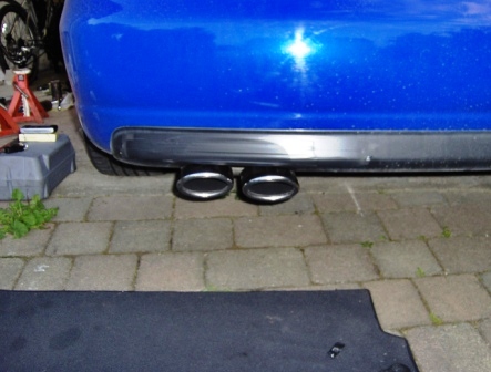 RS4 exhaust2.JPG