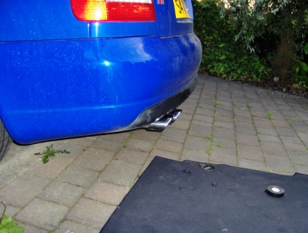 RS4 exhaust4.JPG