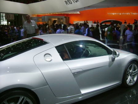 R8 side 2.jpg