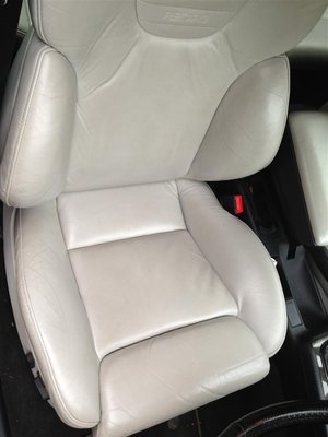 rs4_drivers_seat (Large).JPG