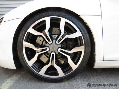 AUDI_R8_V10_BLACK_MACHINED_3.jpg