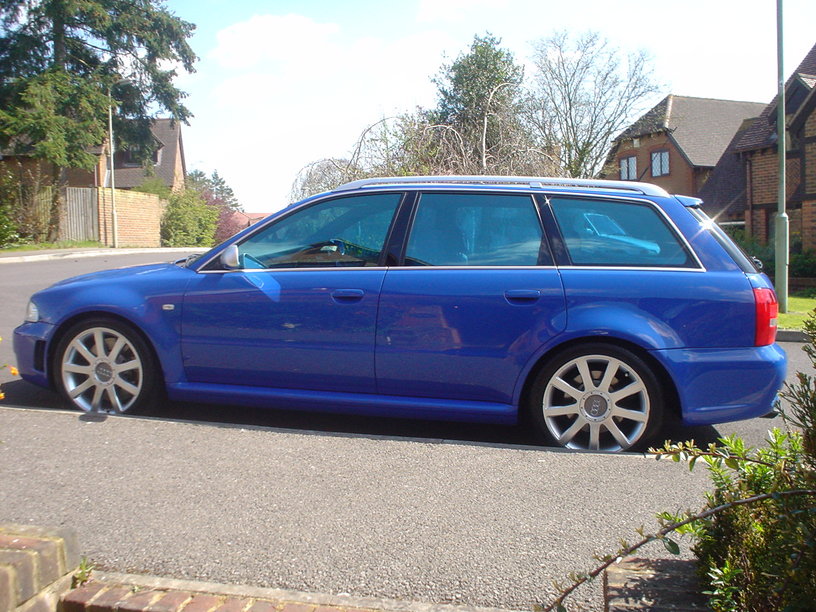 Audi RS4.jpg