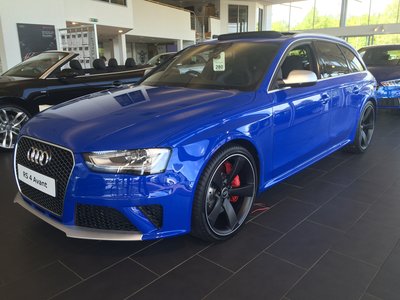 RS4 Nogaro 004.jpg