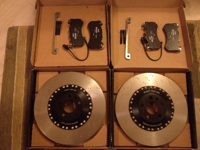Audi RS6 _front rotor with  MTM hub_bell and with Performance Friction 405 mm rotor.JPG