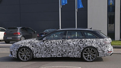 audi-rs4-avant-spy-photo (2).jpg