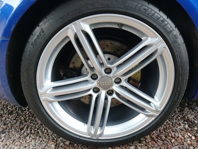RS6 Advert00020.jpg