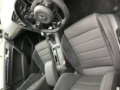 New Golf R Oct 17 (6).JPG