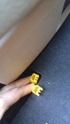 airbag plug2.jpg