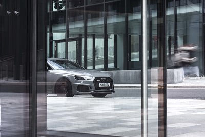front_Glass.jpg