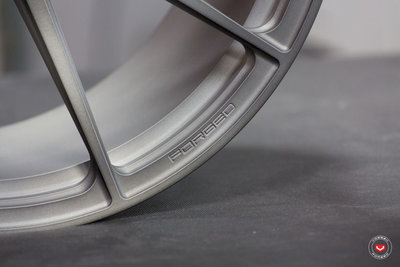 Vossen-Forged-M-X2-Wheel-C05-Stealth-Grey-M-X-Series-©-Vossen-Wheels-2018-1002-1047x698.jpg
