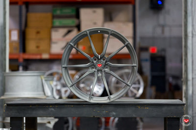 Vossen-Forged-M-X2-Wheel-C05-Stealth-Grey-M-X-Series-©-Vossen-Wheels-2018-1004-1047x698.jpg
