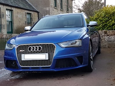 Audi-RS4-1.jpg