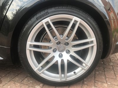 rr wheel.jpg