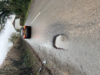 Pothole 2.jpg