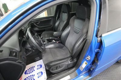 Interior.jpg