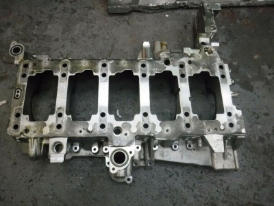 Gallardo 5.2 Bed Plate Lower.jpg