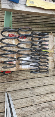 RS2 F&R Springs.jpg