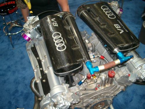 R8_610hps_motor.jpg