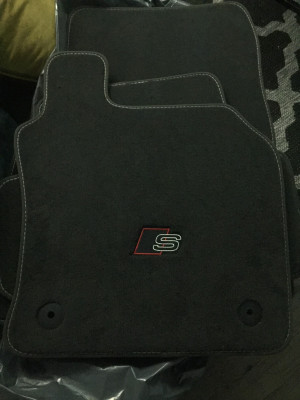 Floor mats 2.jpg